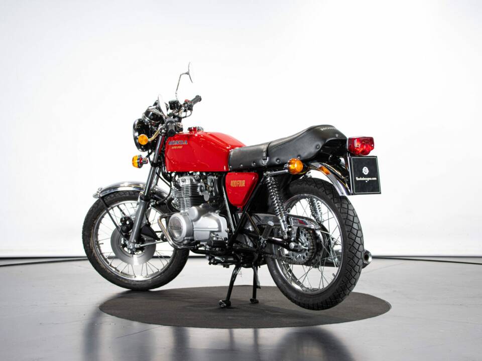 Imagen 2/50 de Honda CB 400 Four (1975)