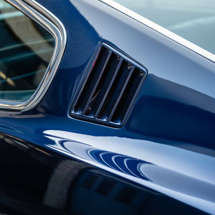 Immagine 27/50 di Aston Martin DBS Vantage (1969)