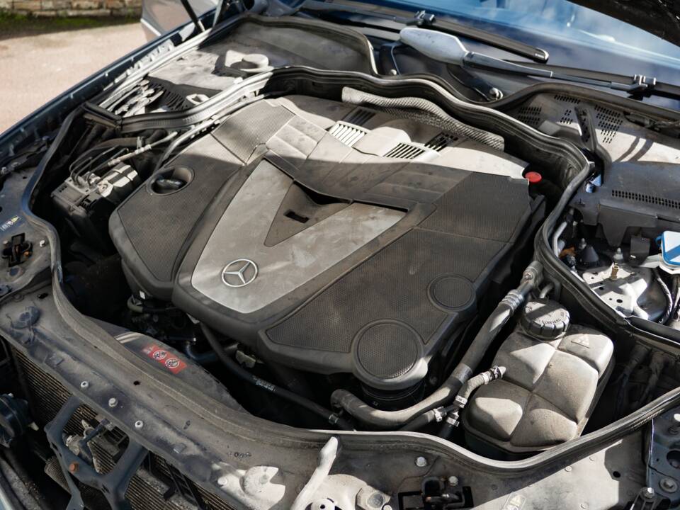 Immagine 5/25 di Mercedes-Benz E 280 CDI T (2009)