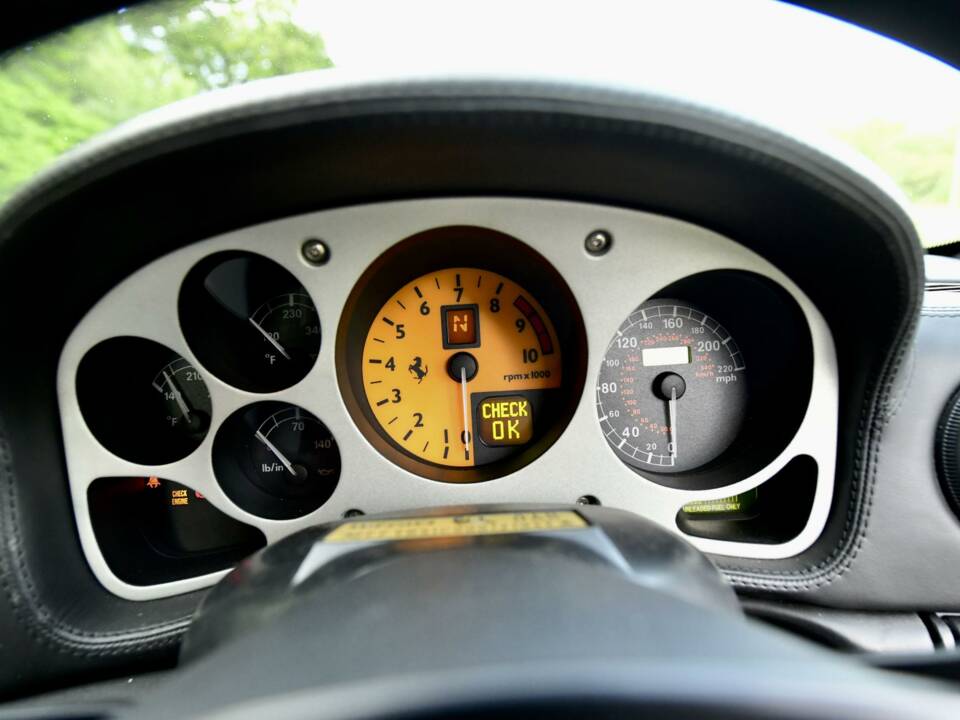 Bild 45/50 von Ferrari F 360 Modena (2000)