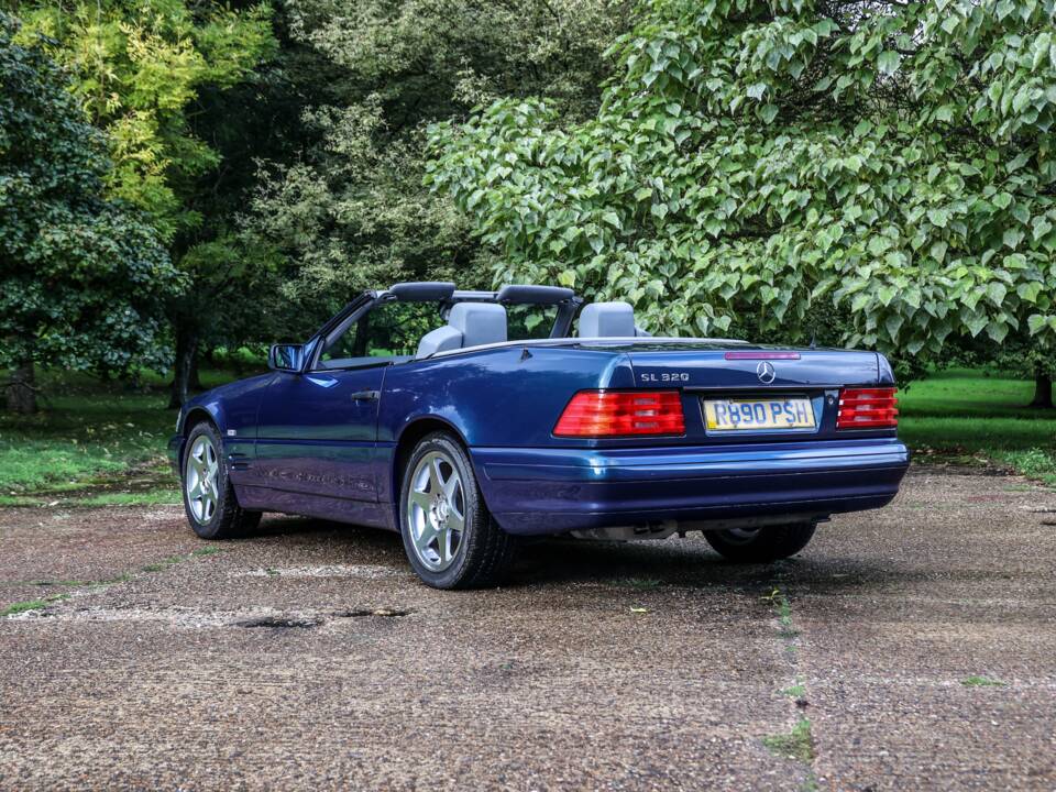 Imagen 10/24 de Mercedes-Benz SL 320 &quot;Special Edition&quot; (1998)