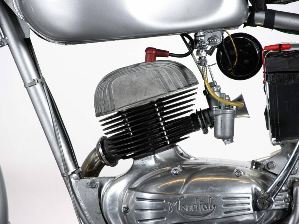 Bild 18/50 von Mondial 160 Sport Lusso (1954)