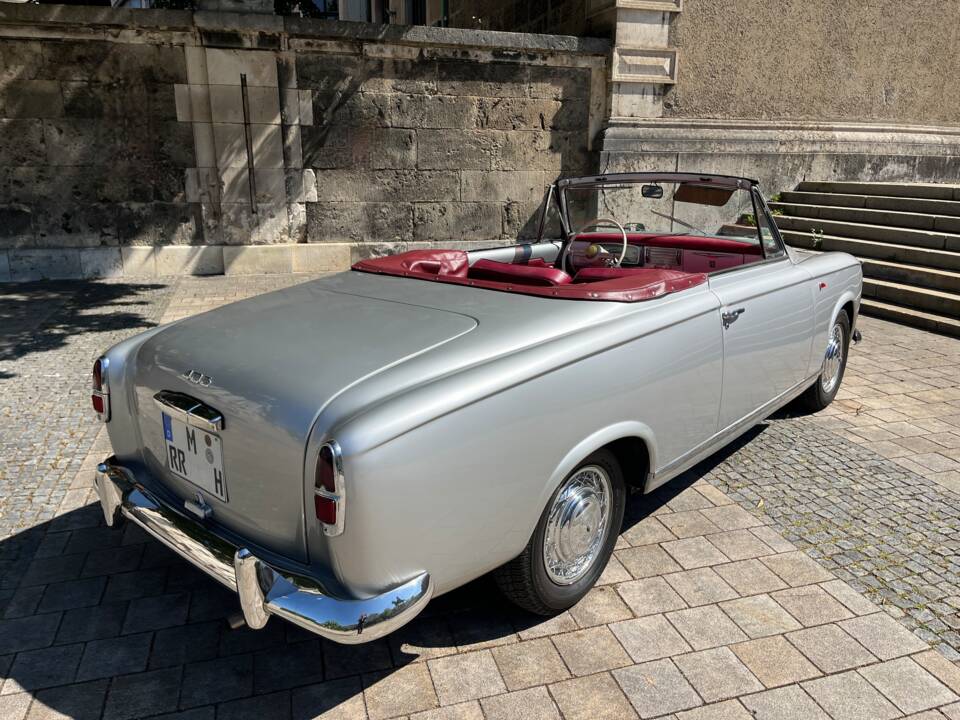 Bild 15/94 von Peugeot 403 Cabriolet (1958)