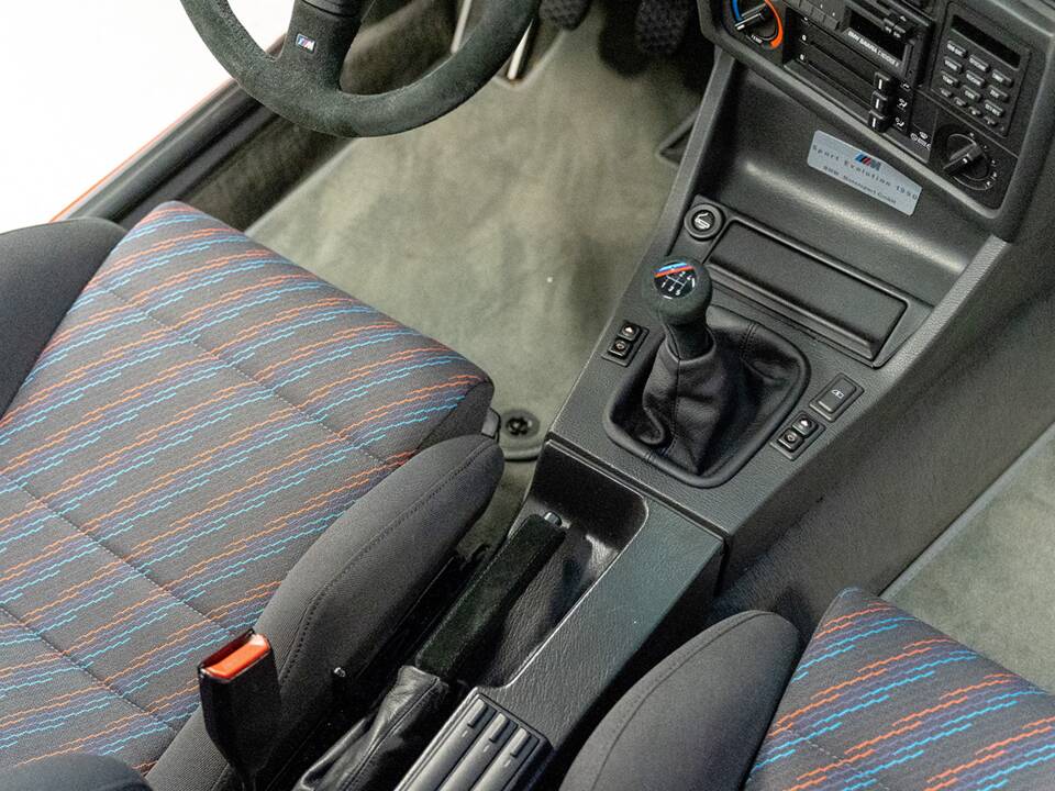Bild 24/34 von BMW M3 Sport Evo (1990)