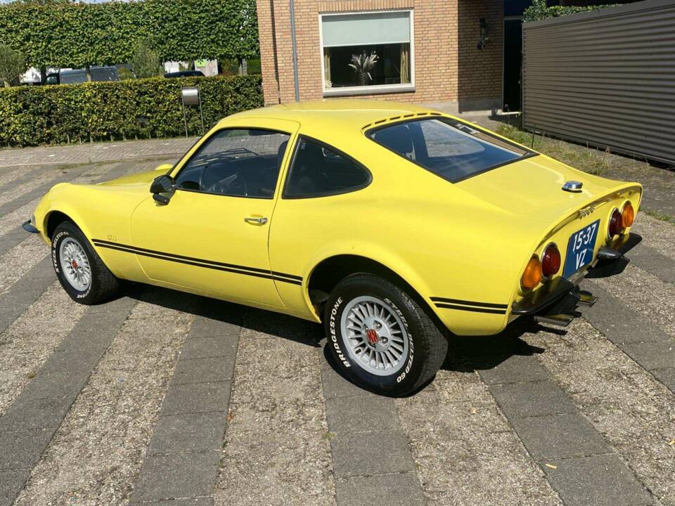 Image 41/49 of Opel GT 1900 (1973)