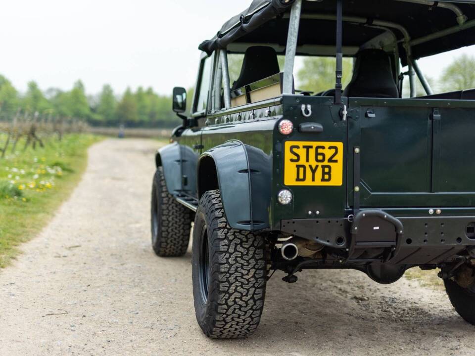 Image 3/8 of Land Rover Defender 110 (2012)