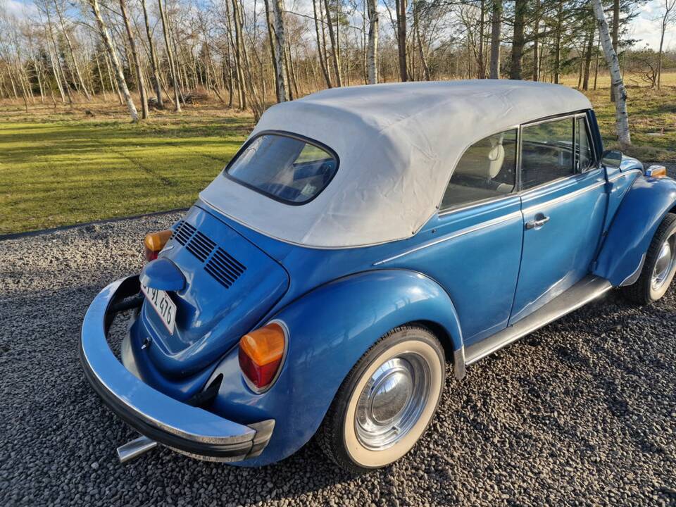 Bild 7/8 von Volkswagen Super Beetle (1978)