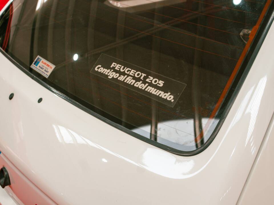 Imagen 19/47 de Peugeot 205 Rallye 1.3 (1989)