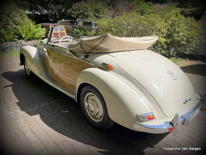 Image 37/38 of Mercedes-Benz 220 Cabriolet A (1954)