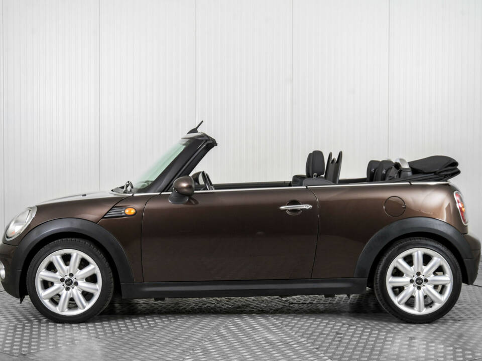 Bild 9/50 von Mini Cooper (2010)
