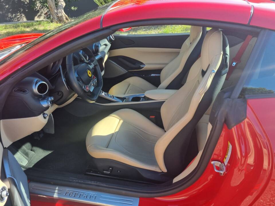 Bild 4/9 von Ferrari Portofino M (2022)