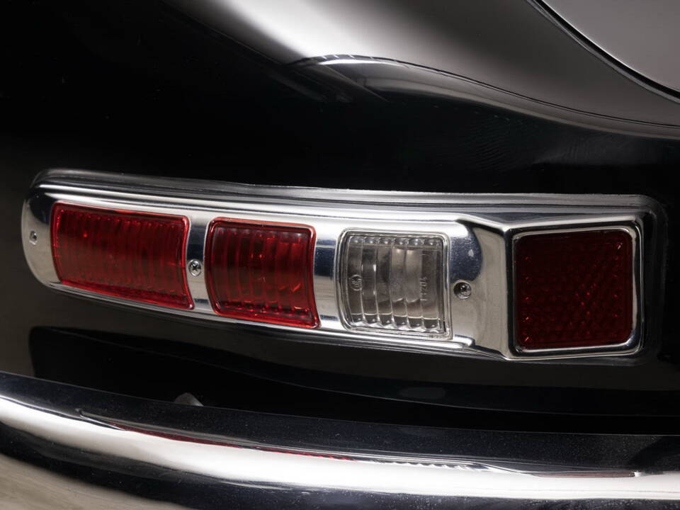 Bild 24/30 von Mercedes-Benz 300 SL Roadster (1962)