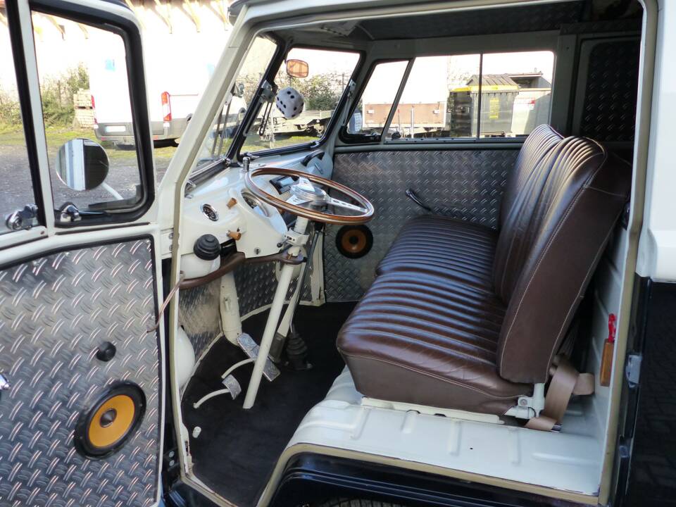 Bild 9/18 von Volkswagen T1 Kastenwagen (1963)