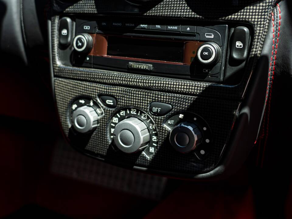 Bild 39/61 von Ferrari F 430 (2008)