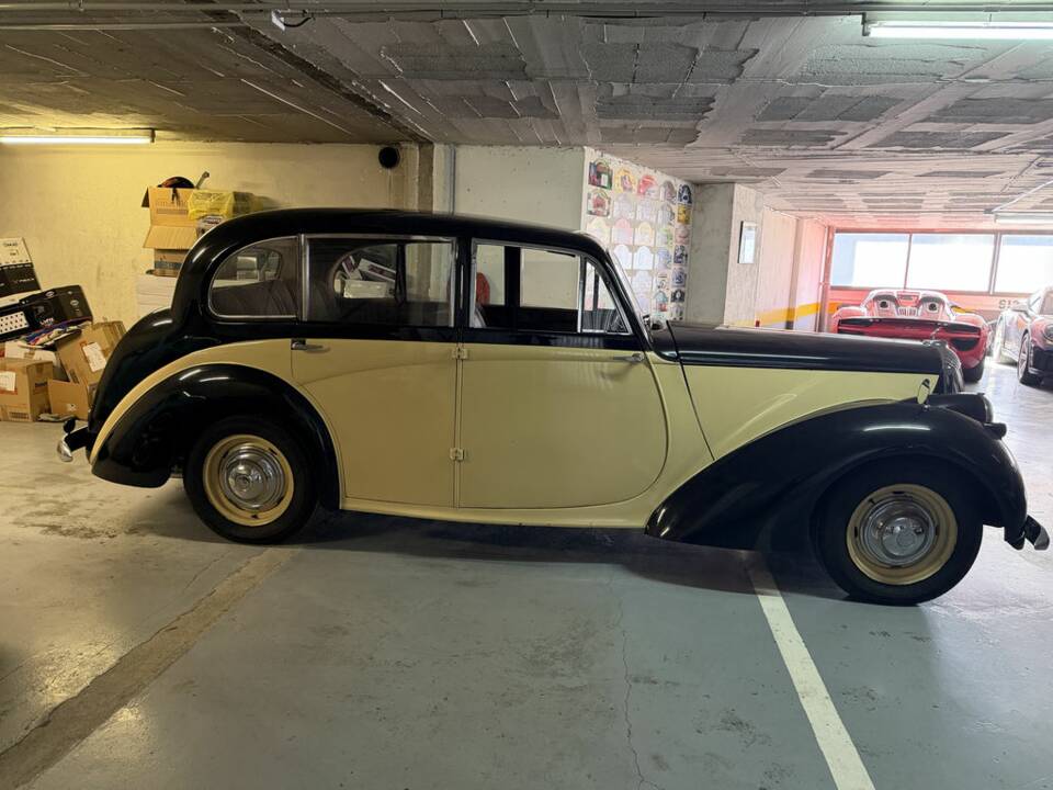 Image 5/8 of Daimler DB 18 Consort (1953)