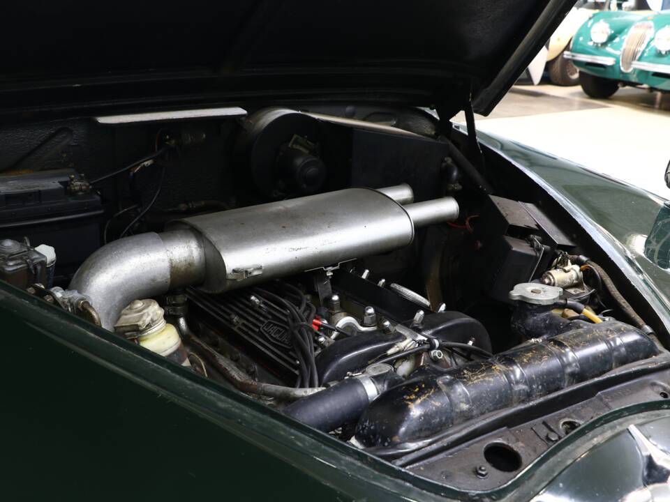 Immagine 35/36 di Jaguar 240 (1968)