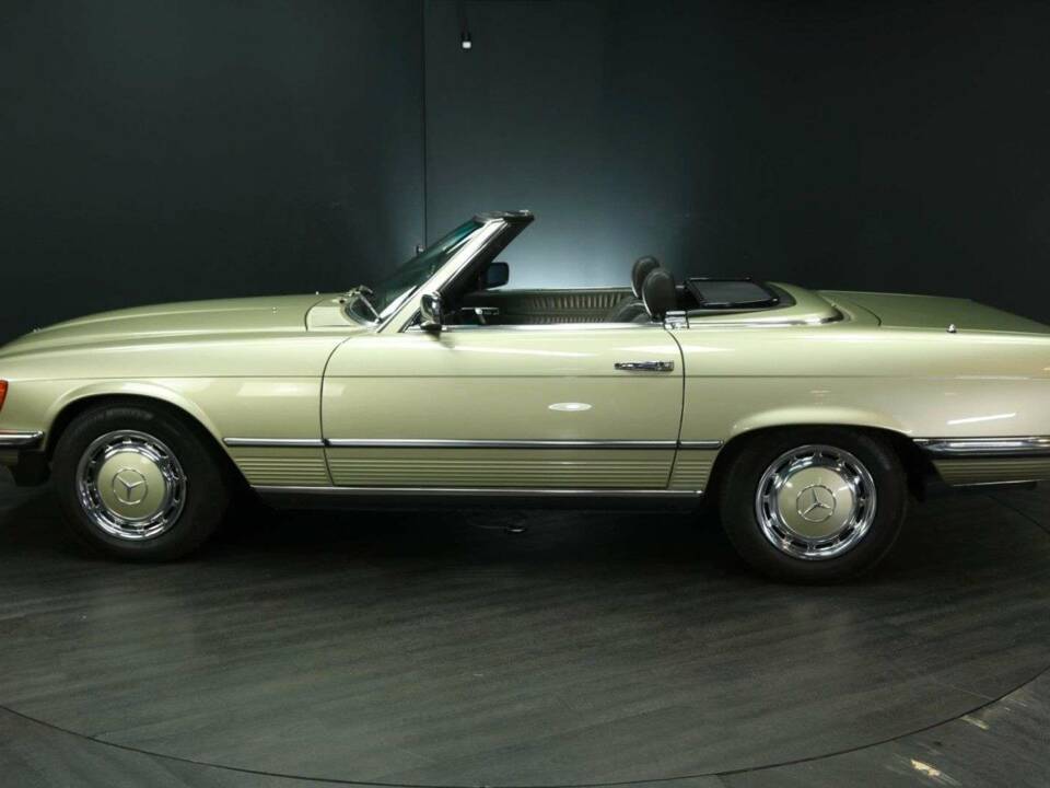 Imagen 3/50 de Mercedes-Benz 380 SL (1984)