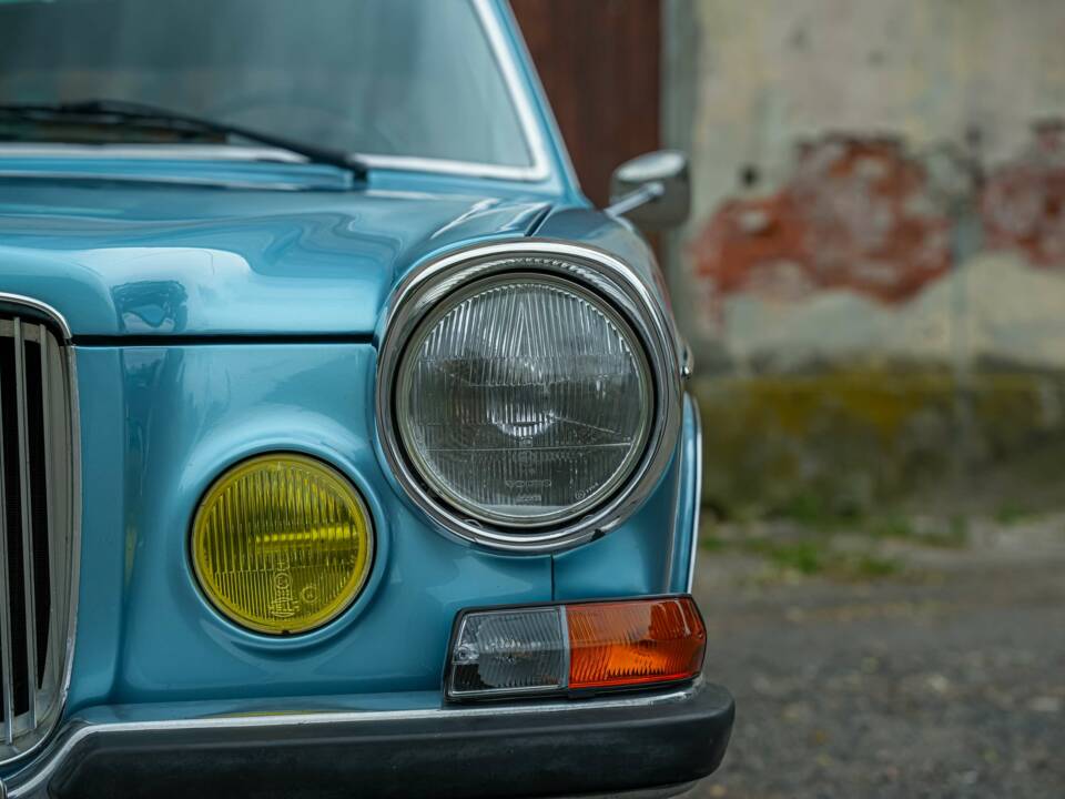 Immagine 6/45 di Volvo 164 E (1972)