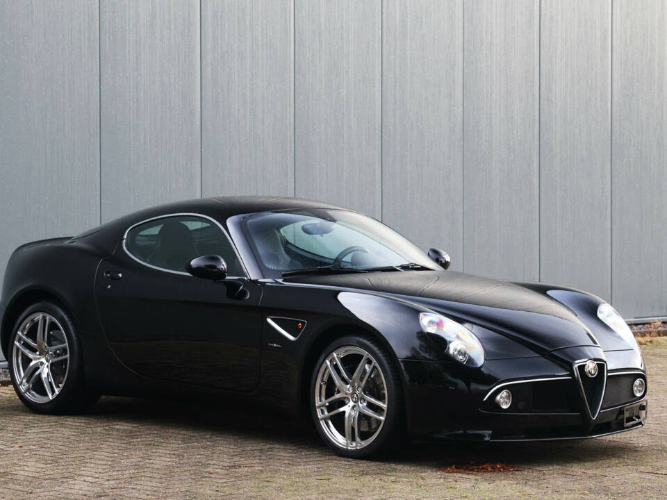 Imagen 18/58 de Alfa Romeo 8C Competizione (2008)