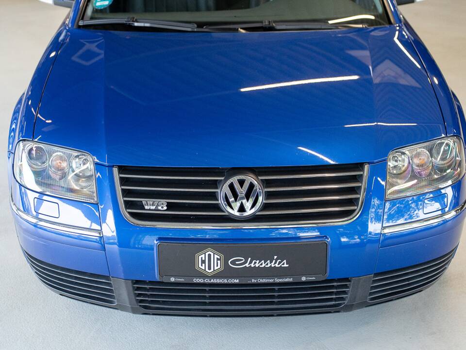 Image 17/59 de Volkswagen Passat Variant 4.0 W8 (2004)