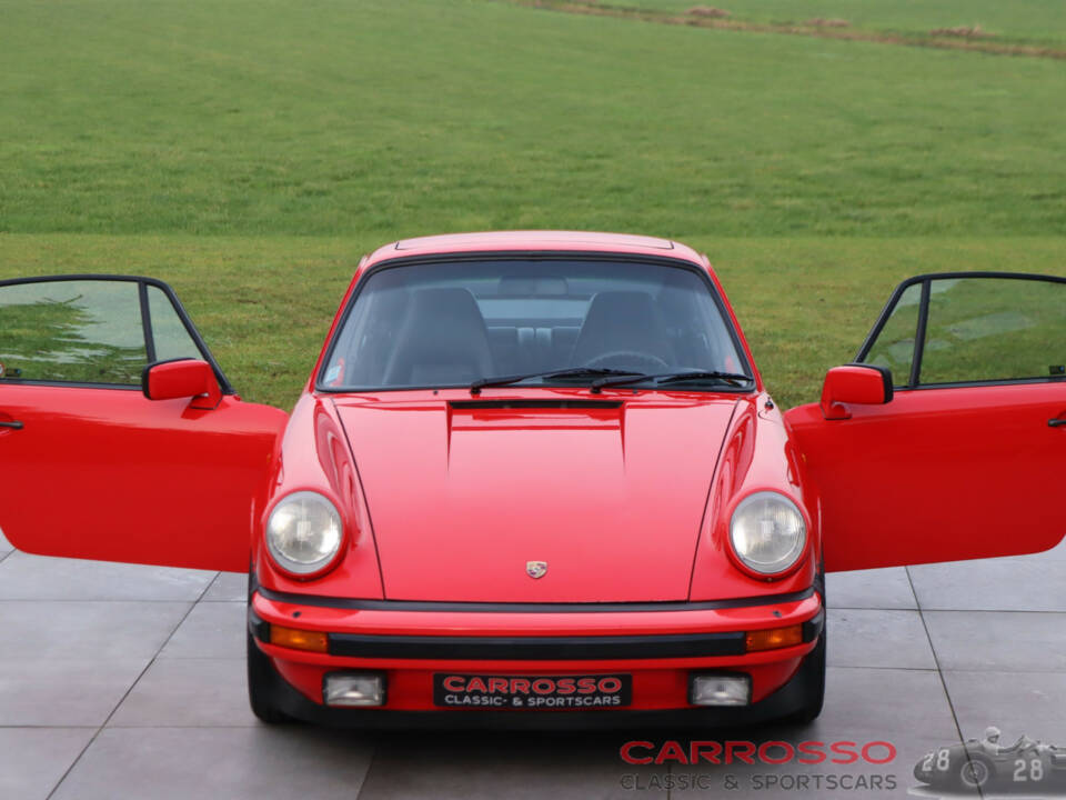 Image 12/50 of Porsche 911 SC 3.0 (1982)