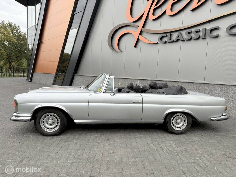 Imagen 7/35 de Mercedes-Benz 280 SE (1970)