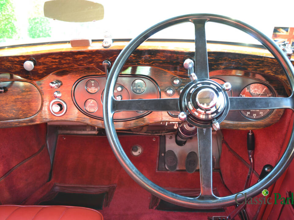 Image 34/50 of Bentley 3 1&#x2F;2 Litre (1937)