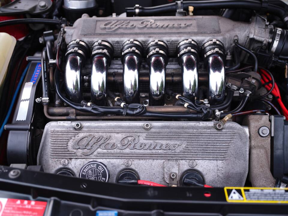 Imagen 47/50 de Alfa Romeo 155 2.5 TD (1998)