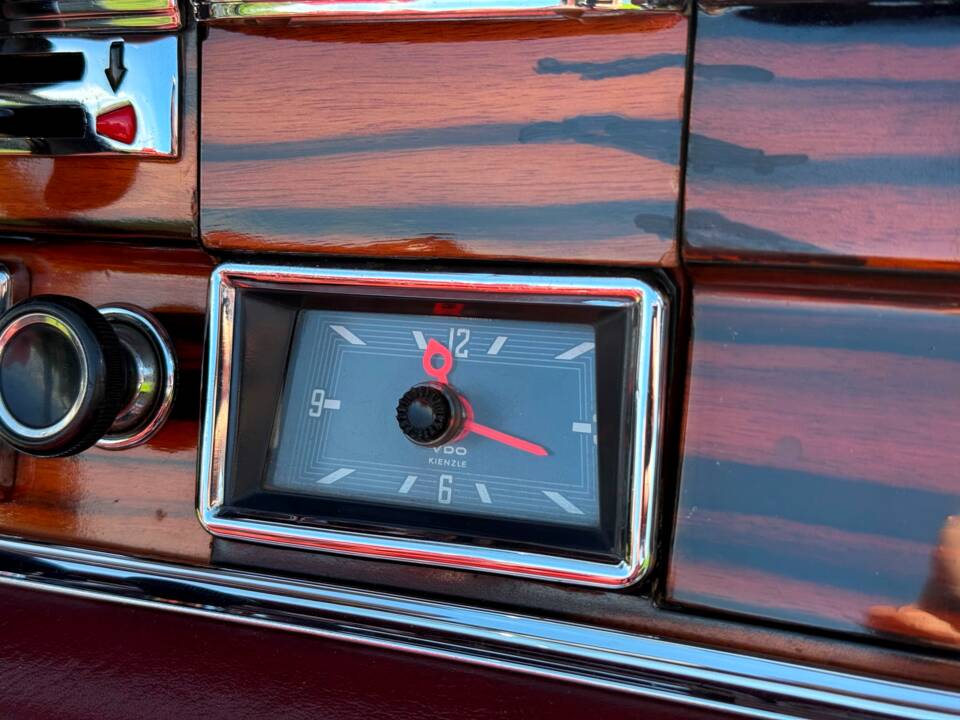 Bild 37/73 von Mercedes-Benz 280 SE 3,5 (1970)