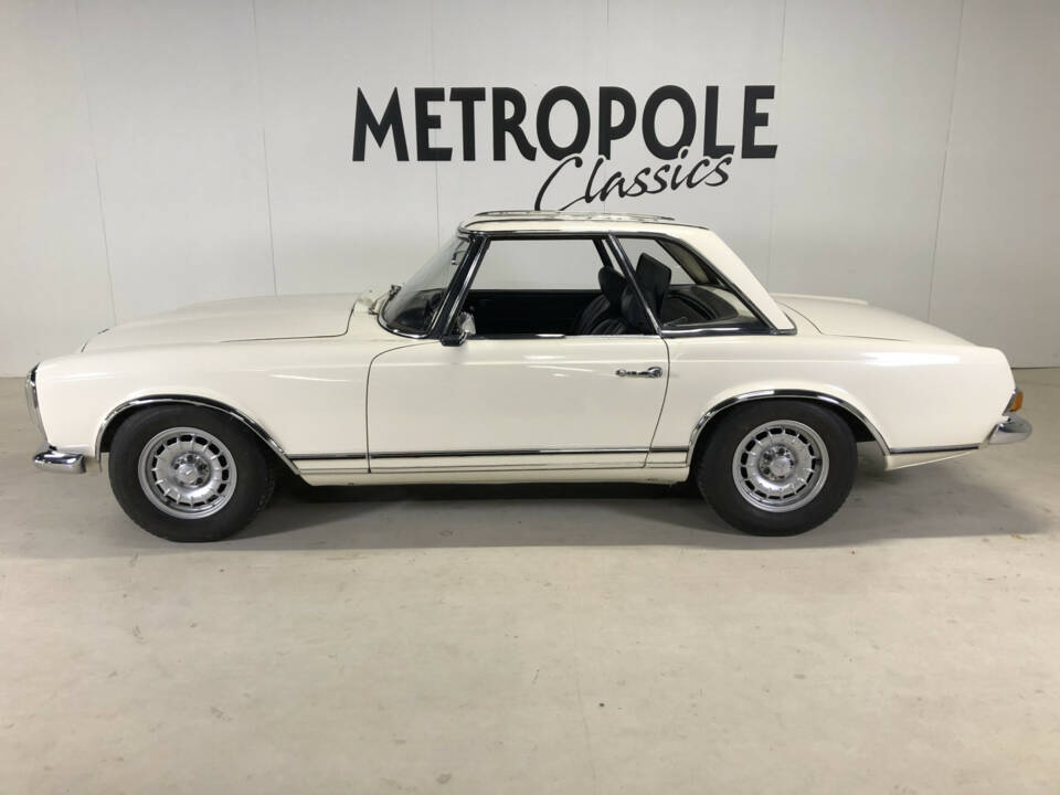Image 2/25 of Mercedes-Benz 280 SL (1969)