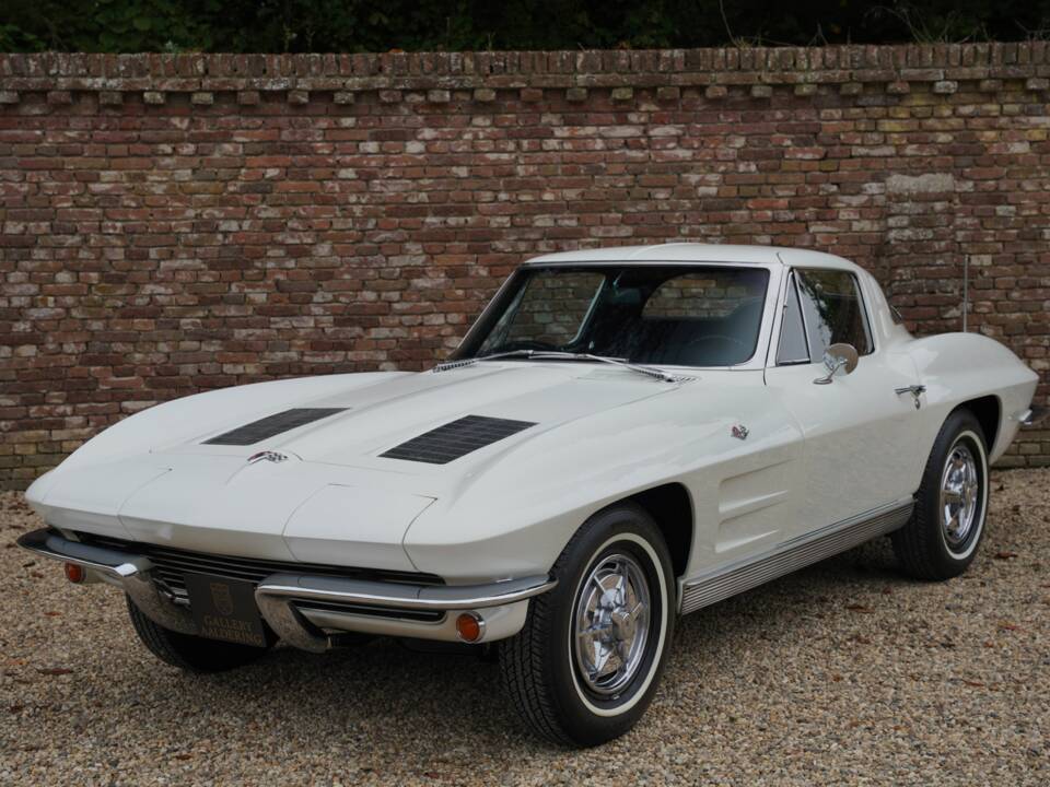 Bild 7/50 von Chevrolet Corvette Sting Ray (1963)