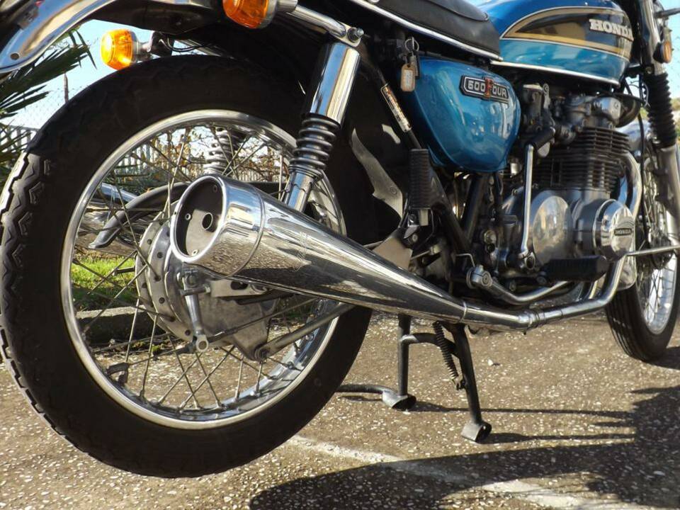 Immagine 4/20 di Honda CB 500 Four (1978)