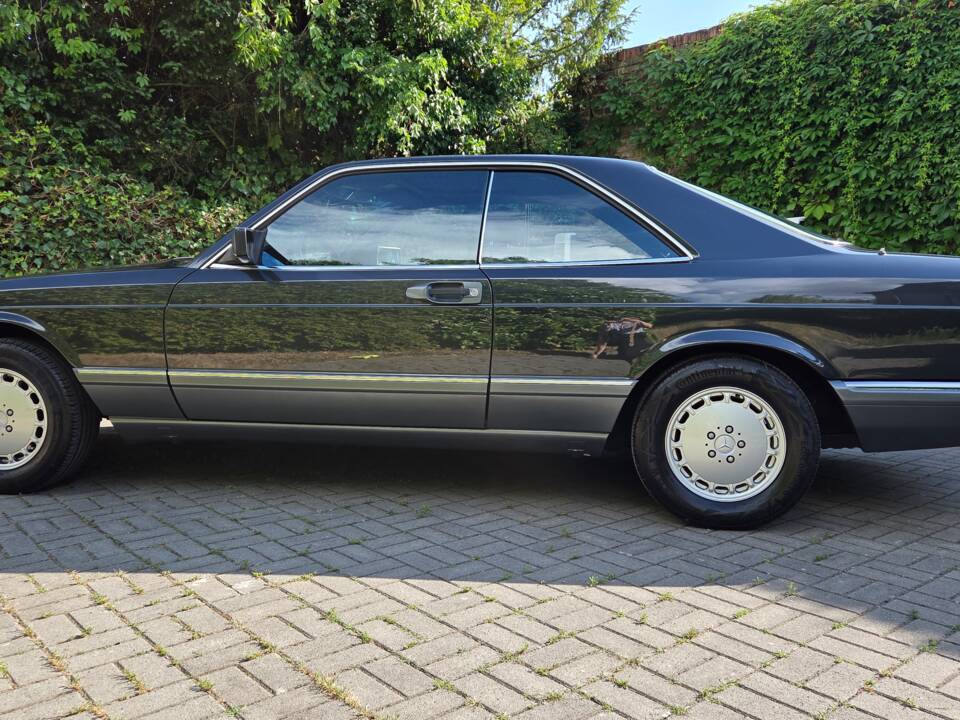 Afbeelding 2/31 van Mercedes-Benz 560 SEC (1991)