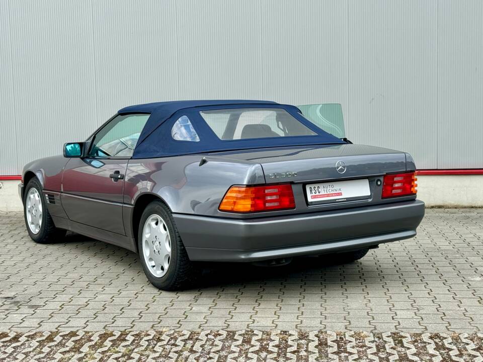 Immagine 7/44 di Mercedes-Benz SL 500 (1994)