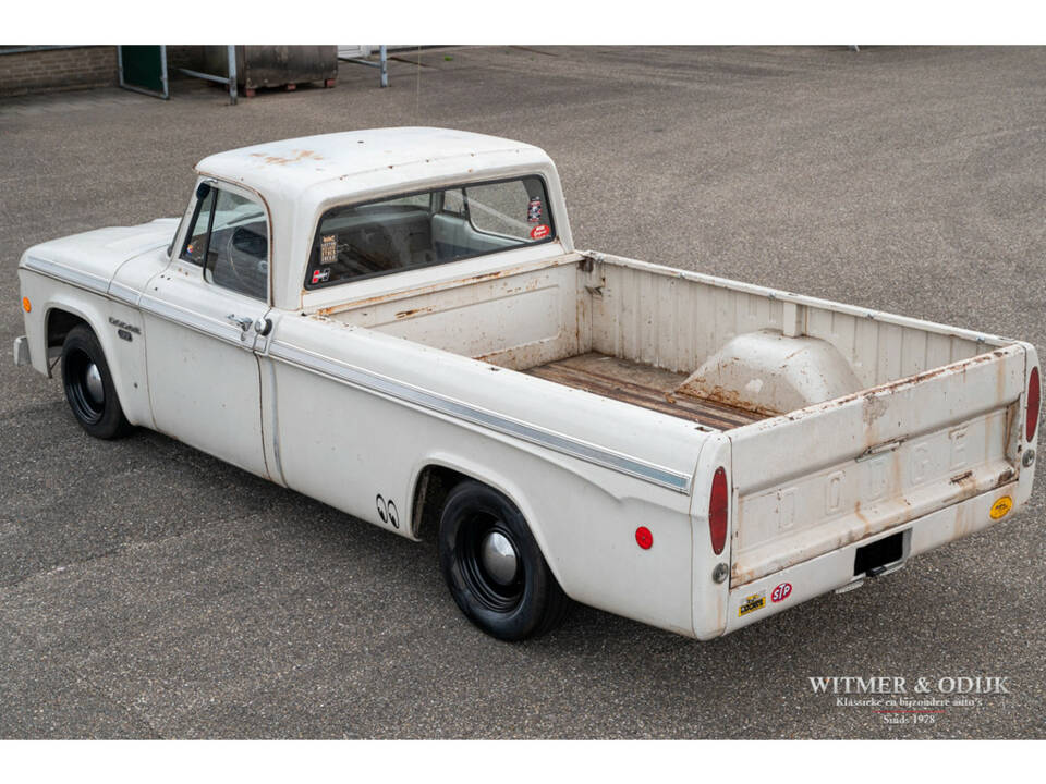 Bild 10/28 von Dodge D 100 (1968)