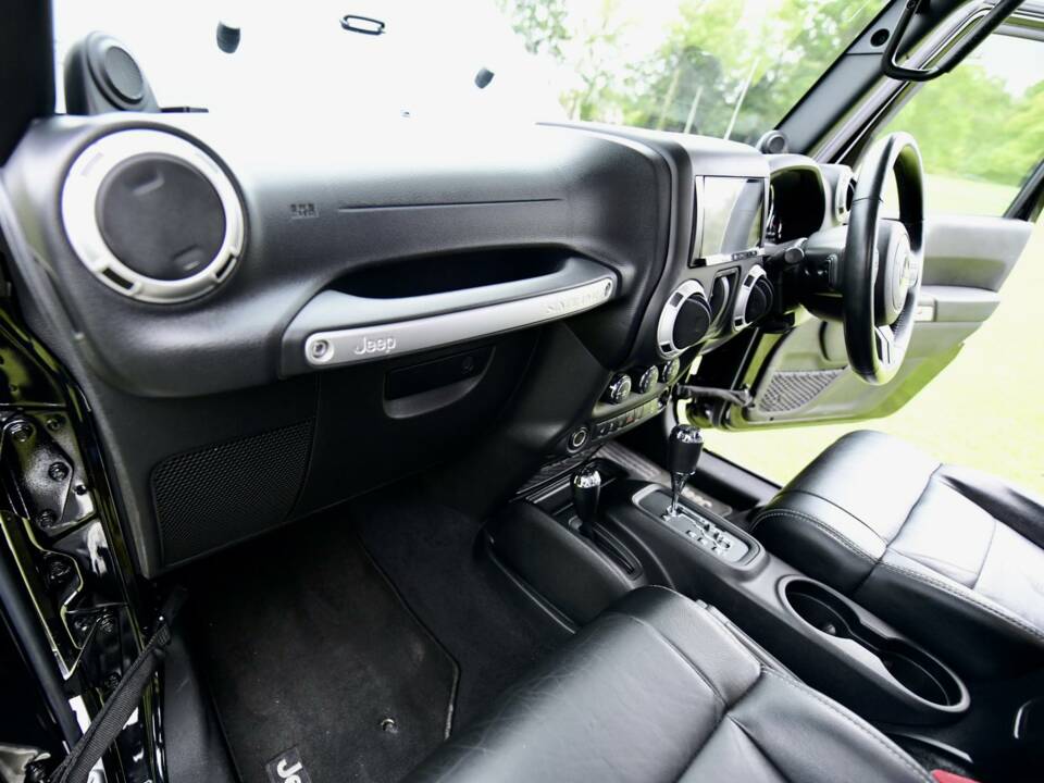 Image 42/50 of Jeep Wrangler 3.6 V6 (2012)
