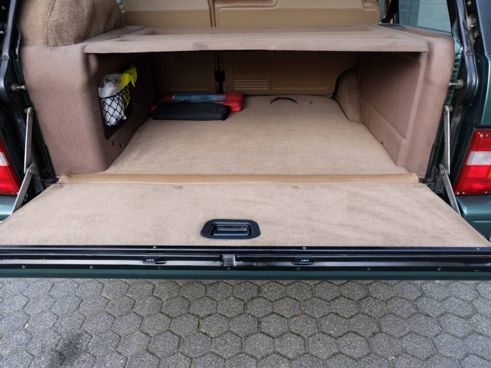 Image 35/63 of Land Rover Range Rover Classic Vogue LSEi (1993)