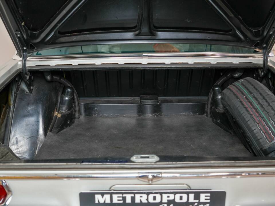 Bild 16/35 von Mercedes-Benz 280 SEL 3,5 (1972)