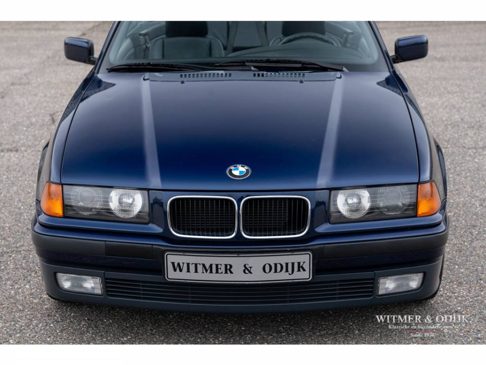 Imagen 12/29 de BMW 325i (1993)
