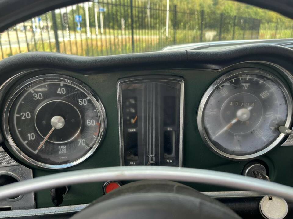 Image 40/50 of Mercedes-Benz 280 SL (1968)