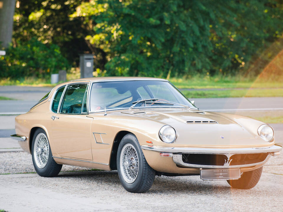 Image 9/40 de Maserati Mistral 3700 (1964)