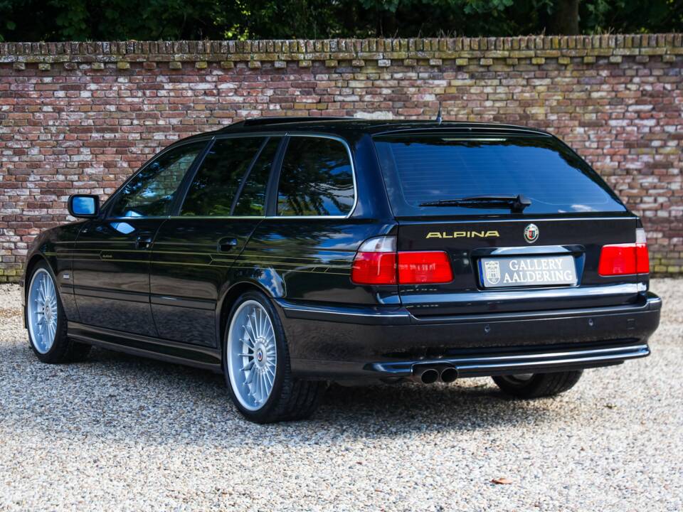 Bild 2/50 von ALPINA B10 V8 Touring (1998)