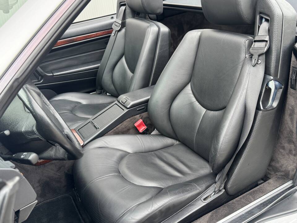 Bild 20/82 von Mercedes-Benz SL 320 (1995)