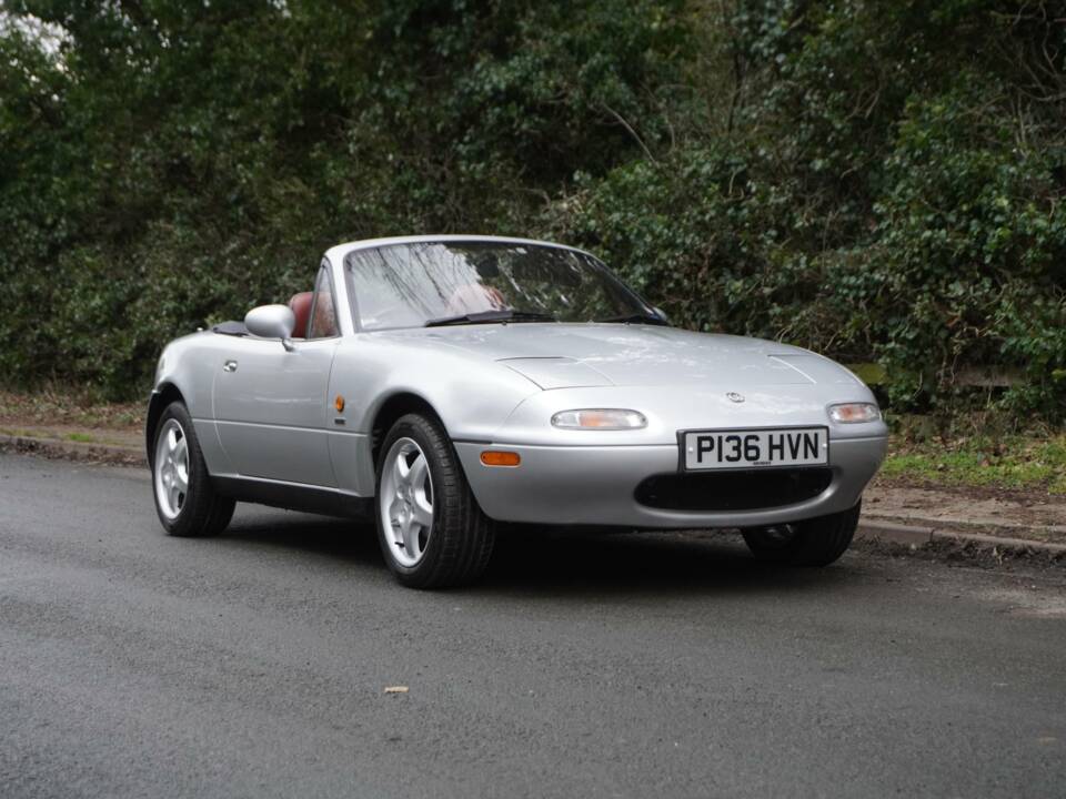 Afbeelding 1/23 van Mazda MX-5 1.8 (1997)