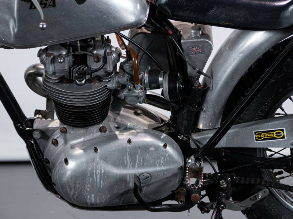 Bild 28/50 von BSA C 15 Scrambler (1963)