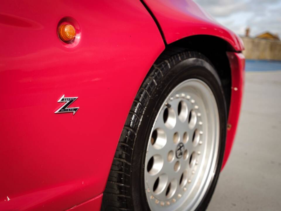 Image 7/10 de Alfa Romeo SZ (1991)