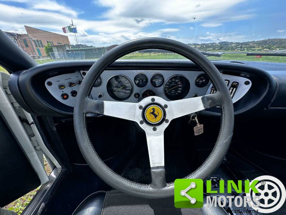 Bild 7/10 von Ferrari Dino 308 GT4 (1974)