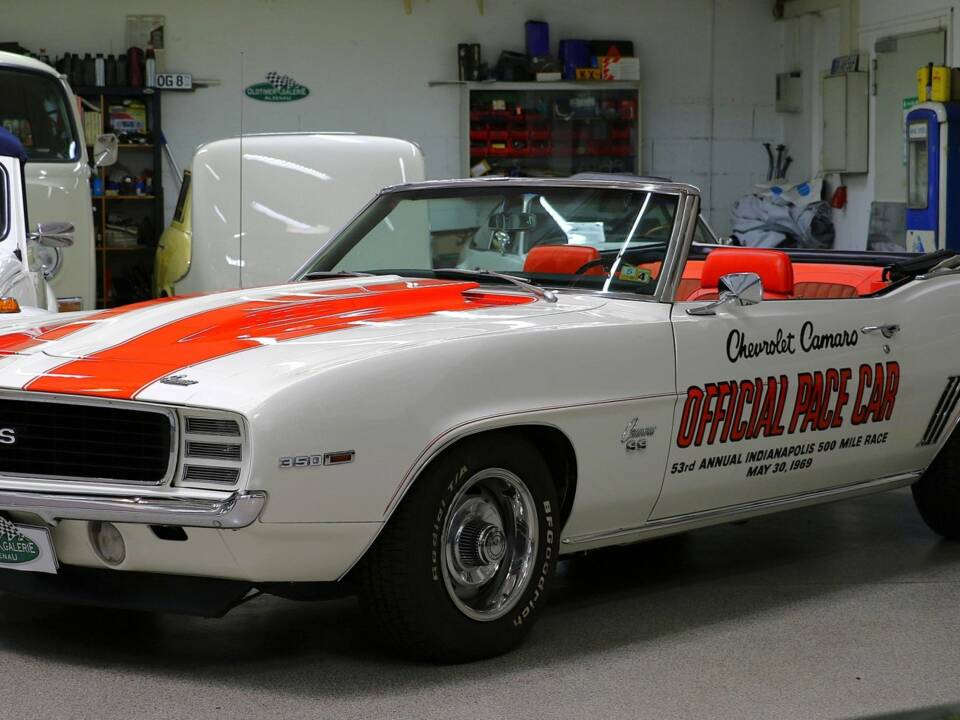 Image 3/13 of Chevrolet Camaro SS-350 (1969)
