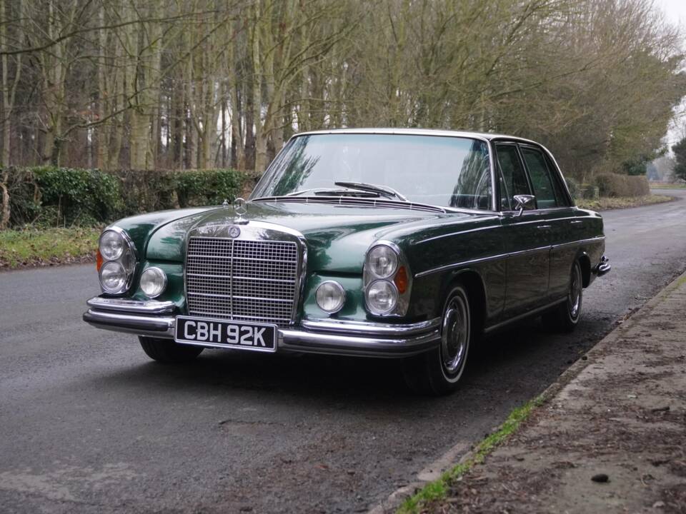 Bild 3/23 von Mercedes-Benz 280 SE (1972)