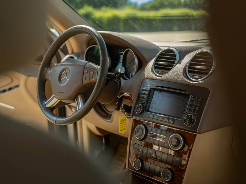 Bild 30/50 von Mercedes-Benz GL 420 CDI 4MATIC (2006)